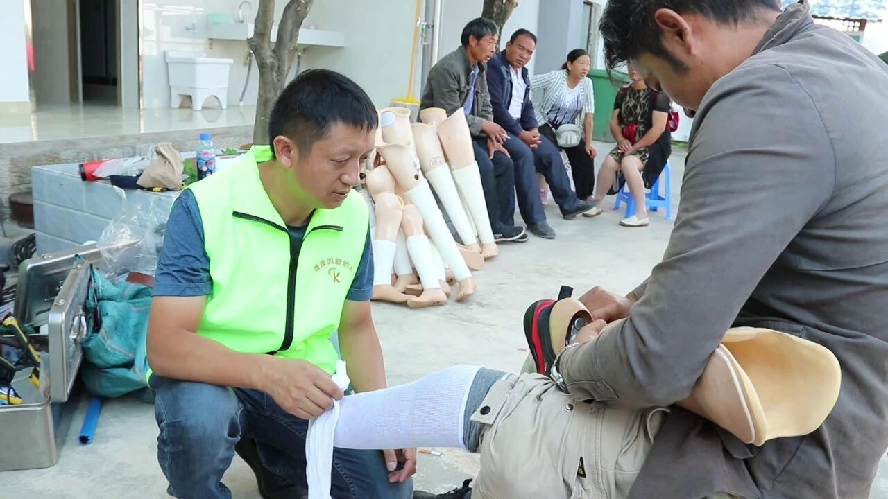 施甸“十四五”民生答卷 织密保障网 幸福暖万家 ——家庭劳务服务点亮万家灯火